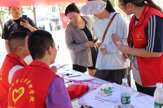 e521d22c81115acbed58081dd221efb